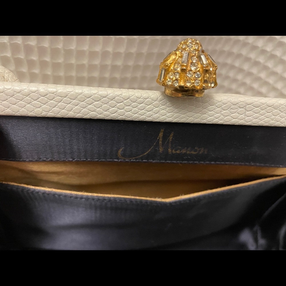 Handbag - Picture 3 of 5